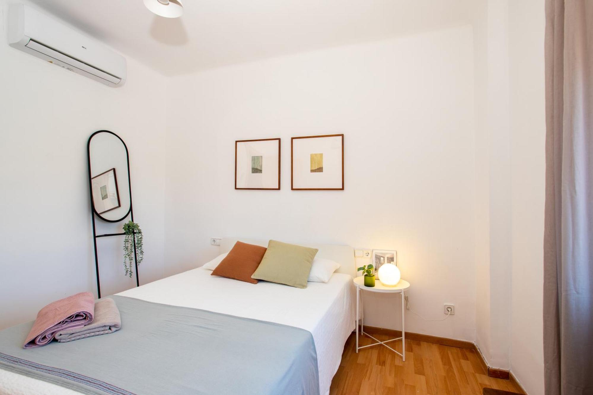 00 Sagrada Familia Apartamento *